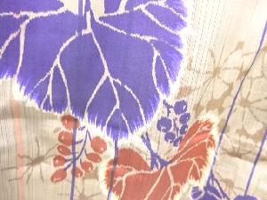 アンティーク　蔦の実模様織り出し銘仙着物